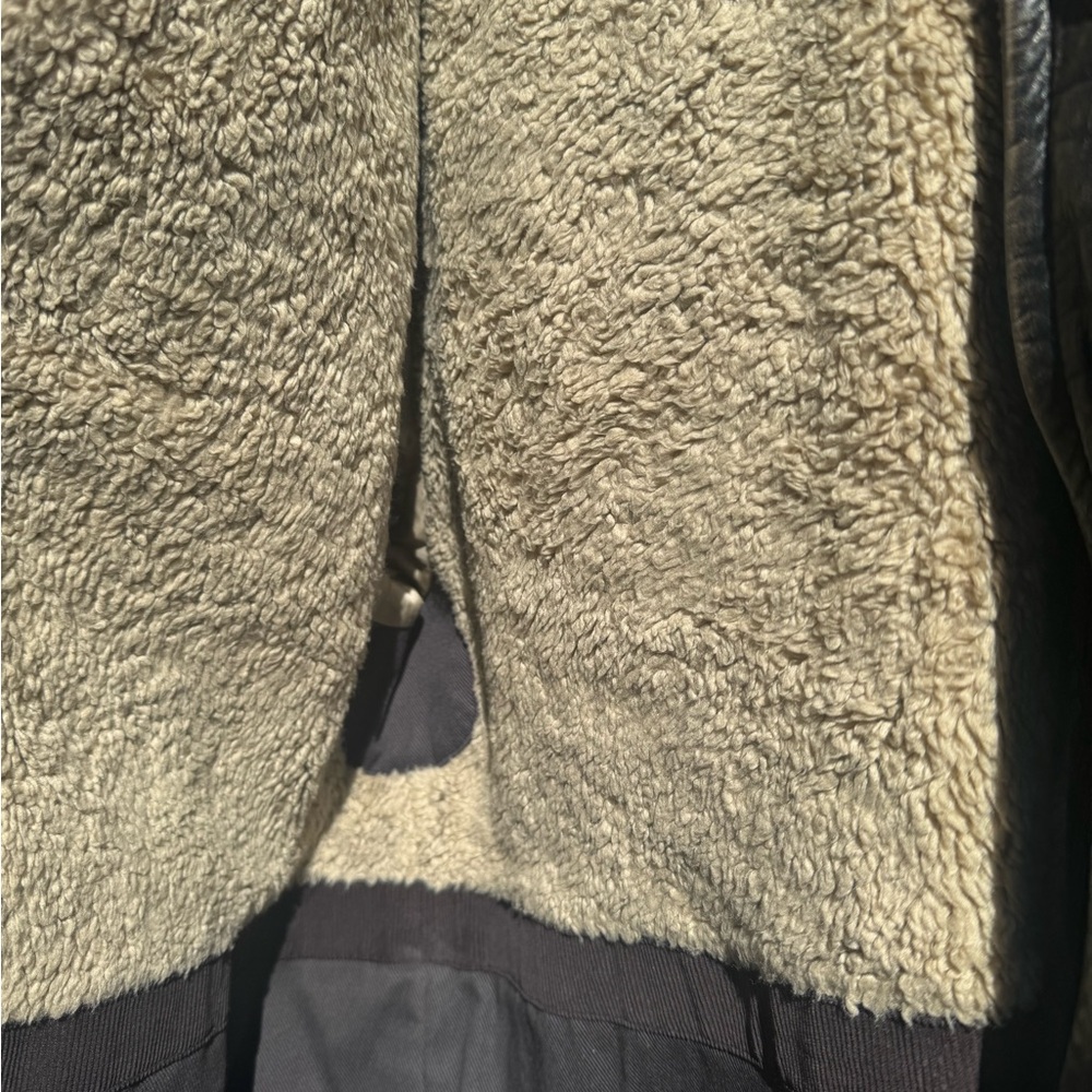 Gap Sherpa Lined Leather Bomber Jacket - Picture 3 of 3
